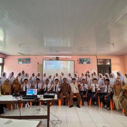 Gerakan Menulis Buku Nasional Tingkatkan Literasi Siswa Aceh Singkil
