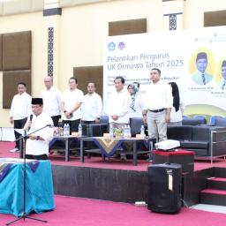Rektor UNP Resmi Lantik Pengurus UKM/ORMAWA Tahun 2025